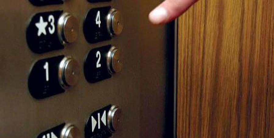 Condomínio teve aumento por despesas com o elevador. Quem paga é inquilino ou proprietário?